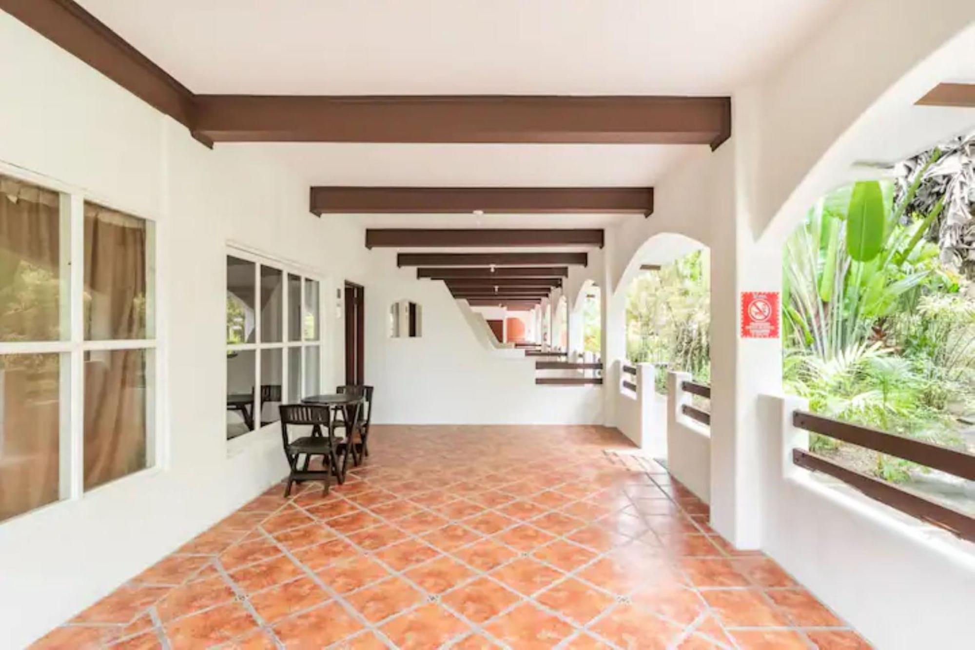פוארטו לימון Hotel Playa Westfalia מראה חיצוני תמונה
