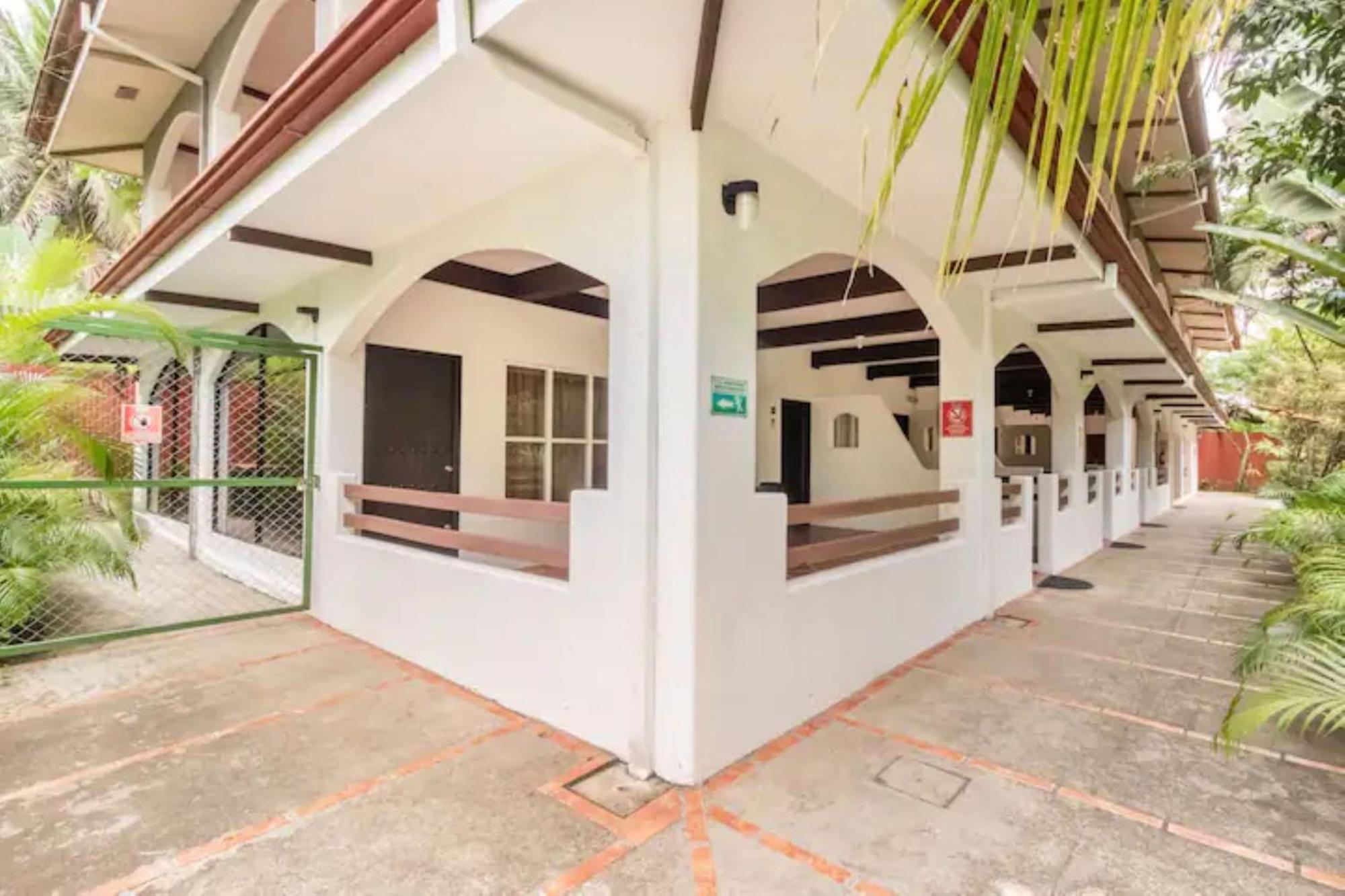 פוארטו לימון Hotel Playa Westfalia מראה חיצוני תמונה