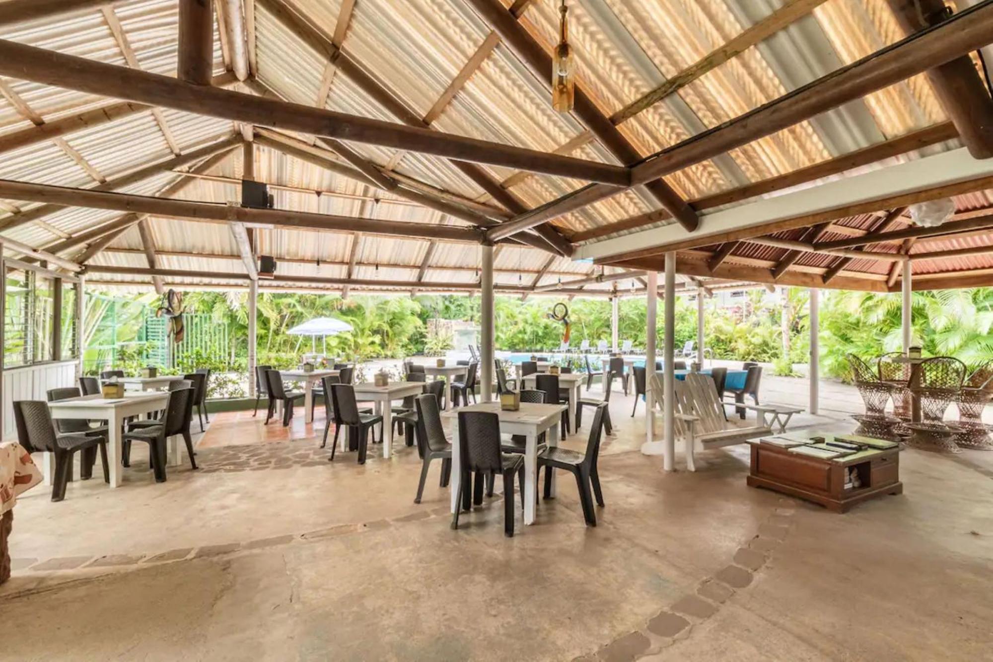 פוארטו לימון Hotel Playa Westfalia מראה חיצוני תמונה